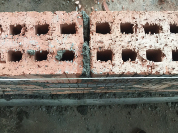 建筑工程砌体工程质量通病及防治措施-反坎偏位 建筑工程砌体工程质量通病及防治措施-反坎偏位
