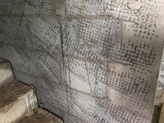 建筑工程砌体工程质量通病及防治措施-未按要求满挂钢丝网 建筑工程砌体工程质量通病及防治措施-未按要求满挂钢丝网